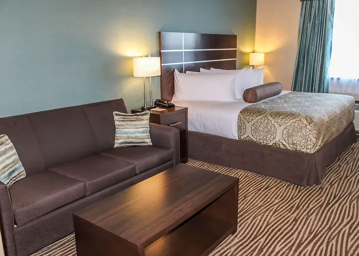 Best Western Plus Fresno Airport Hotel
