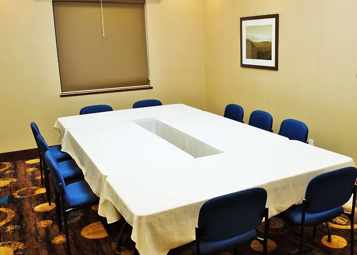 Best Western Plus Fresno Airport Hotel